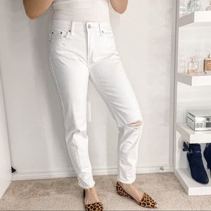 Banana Republic white distressed girlfriend jeans